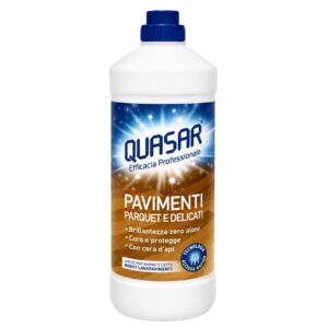 Quasar Pavimenti Parquet e Delicati 1 L sredstvo za čišćenje i njegu parketa i osjetljivih podova s pčelinjim voskom, prirodnim sjajem i ugodnim mirisom, originalni italijanski proizvod.